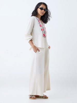 Utsa Off-White Floral Embroidered Cotton-Blend Ethnic Top