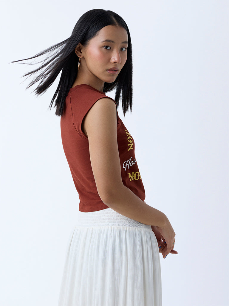 Nuon Rust Cowboy-Themed Cotton-Blend T-Shirt - Image 4