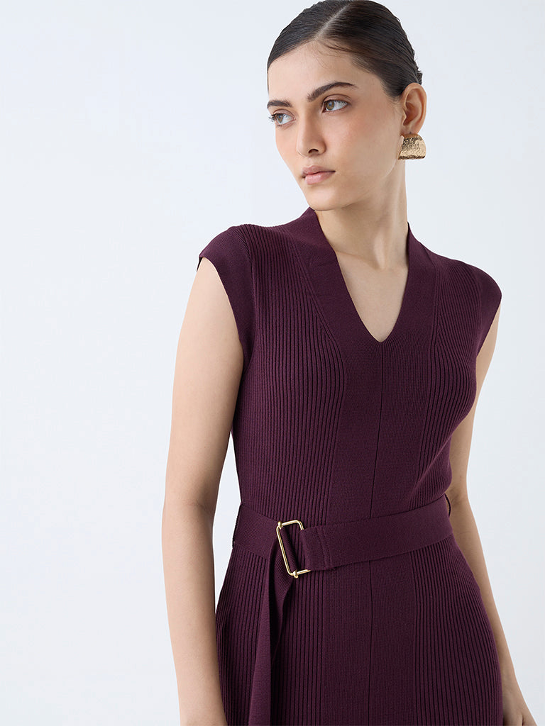 Wardrobe Wine Ribbed-Textured Bodycon Dress with Belt - Image 3