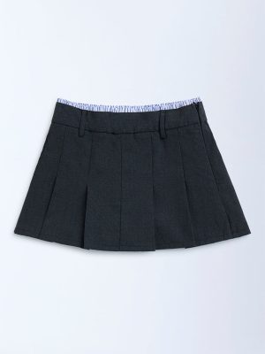 Y&F Kids Charcoal Box Pleated High-Rise Skorts