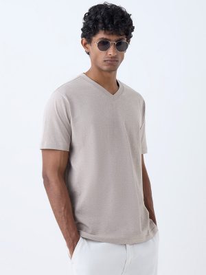 WES Casuals Beige Solid Slim-Fit Cotton T-Shirt