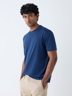 WES Casuals Navy Solid Slim-Fit Cotton T-Shirt