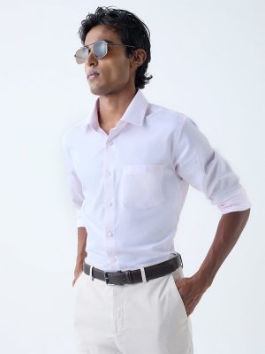 WES Formals Light Pink Solid Slim-Fit Cotton Shirt