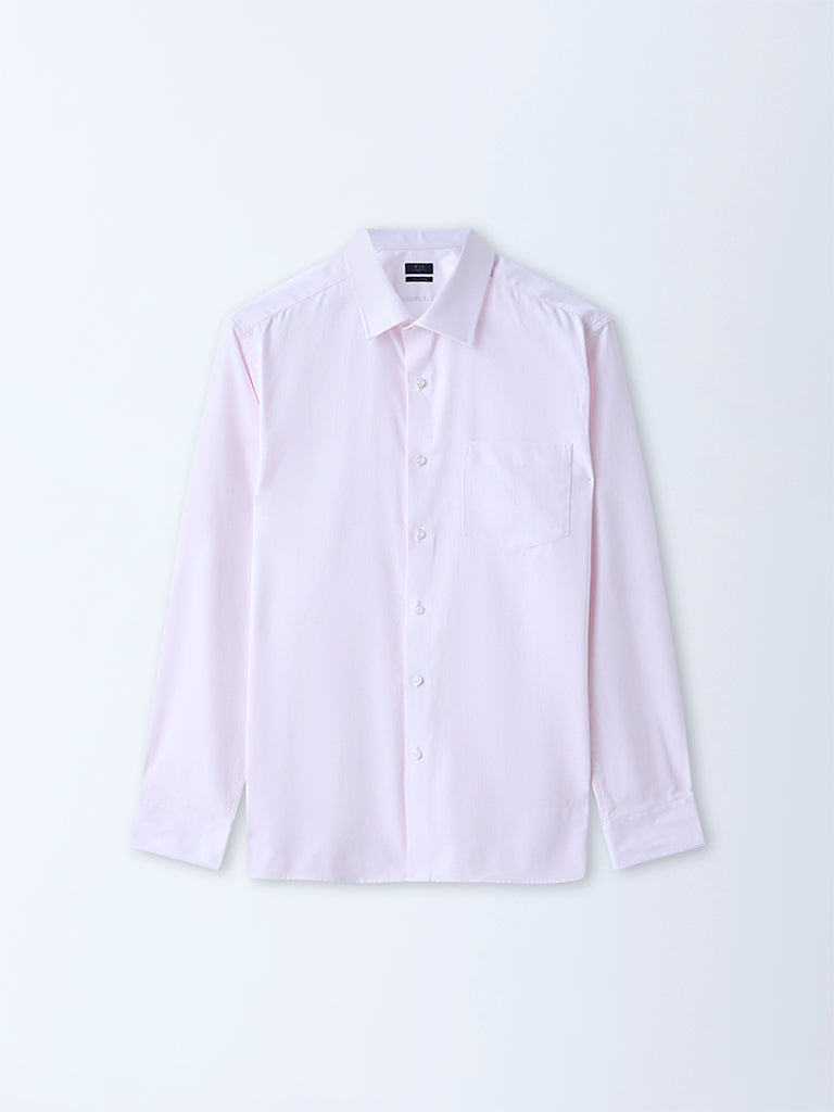 WES Formals Light Pink Solid Slim-Fit Cotton Shirt - Image 5