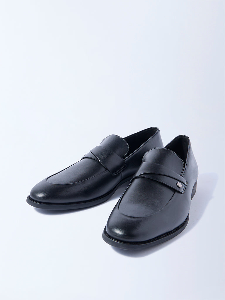 SOLEPLAY Black Solid Loafers - Image 2