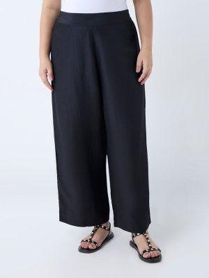 Diza Black Solid Pants
