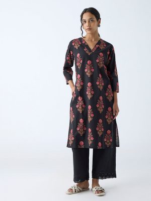 Utsa Black Floral Detailed Straight Cotton Kurta