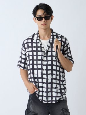 Nuon Black Checks Design Relaxed-Fit Shirt