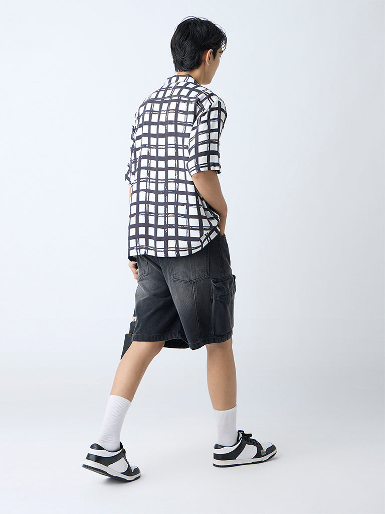 Nuon Black Checks Design Relaxed-Fit Shirt - Image 4