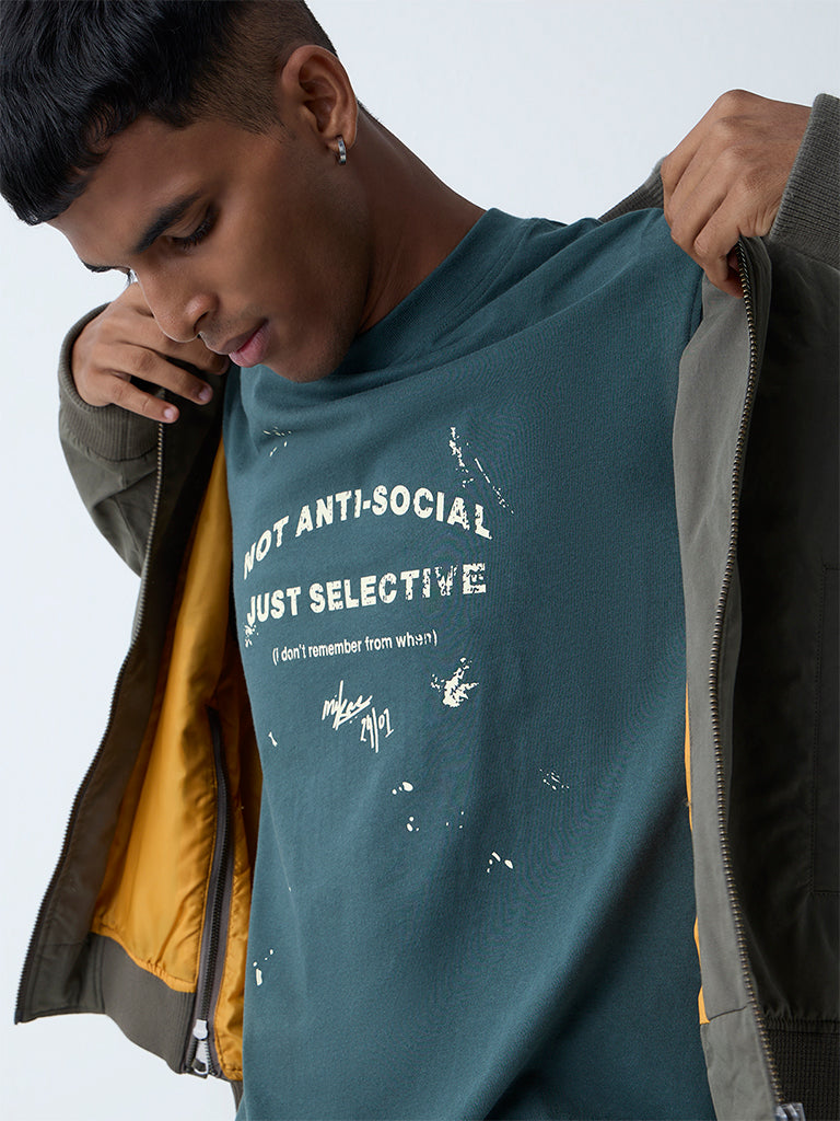 Nuon Green Text Pattern Relaxed-Fit Cotton T-Shirt - Image 3