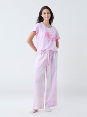 Wunderlove Pink Floral Design Cotton T-Shirt