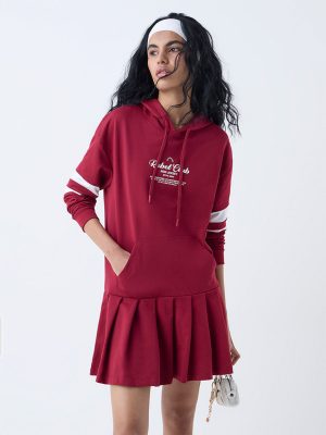 Studiofit Maroon Text Design Cotton Drop-Waist Dress