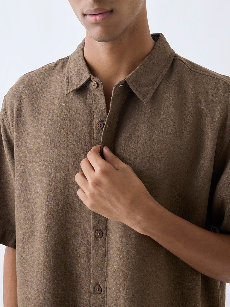 ETA Brown Solid Relaxed-Fit Cotton-Blend Shirt - Image 4