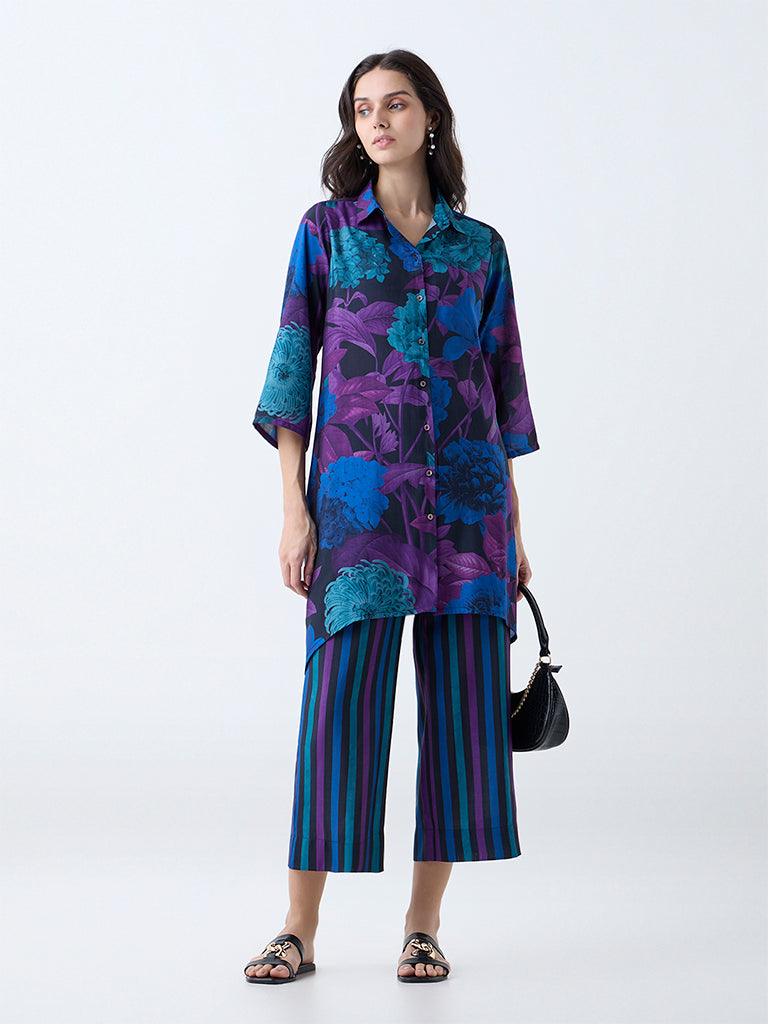 Utsa Blue Floral Patterned Straight Kurta - Image 2