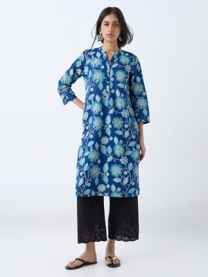 Utsa Blue Foliage Printed Straight Cotton Kurta