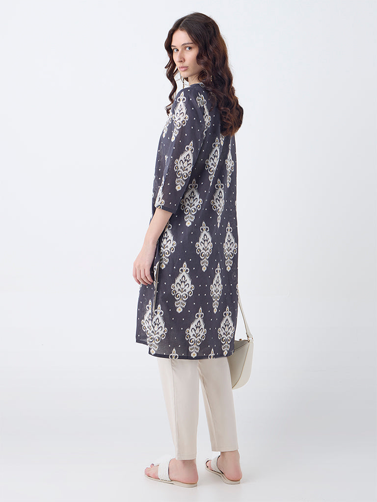 Utsa Black Ikat Printed Cotton Straight Kurta - Image 4