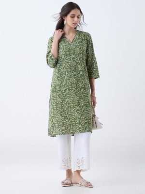 Utsa Green Leaf Pattern Cotton Straight Kurta