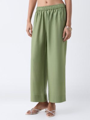 Utsa Green Solid Pants