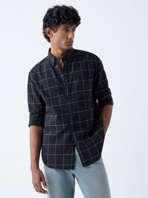 WES Casuals Black Checks Design Relaxed-Fit Cotton Shirt