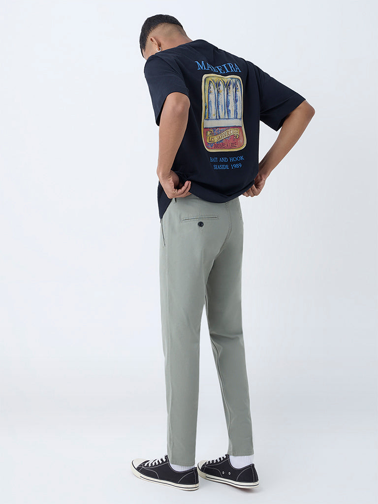 Nuon Sage Solid Relaxed-Fit Mid-Rise Cotton-Blend Chinos - Image 4