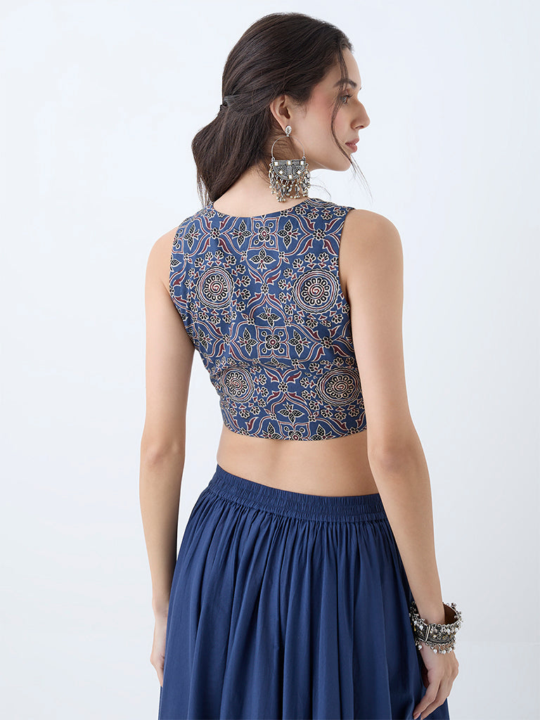 Utsa Indigo Printed Crop Cotton Top - Image 4