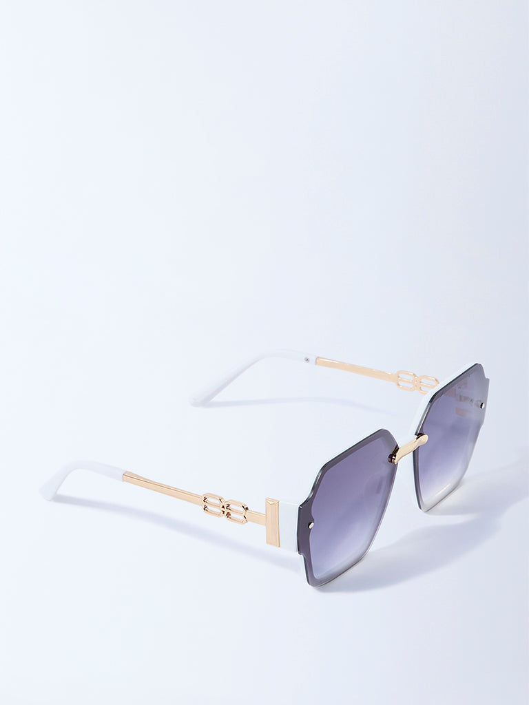 Westside Accessories Multicolour Oversized Sunglasses with Pouch - Image 3