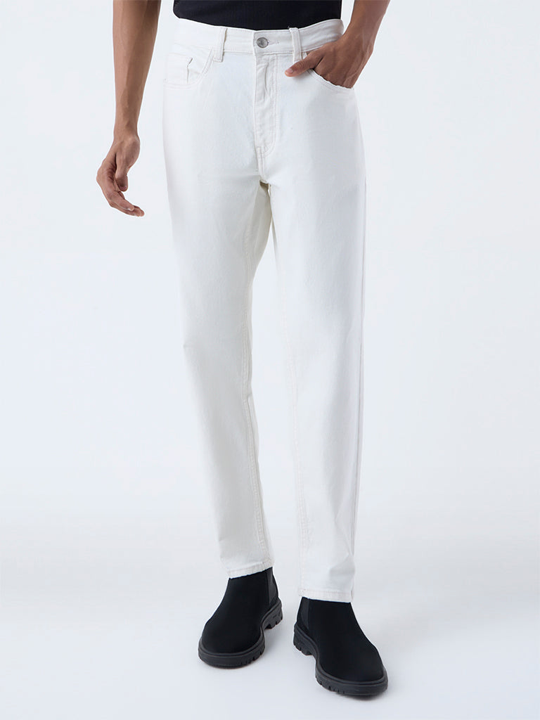 Nuon White Relaxed-Fit Mid-Rise Jeans - Image 2
