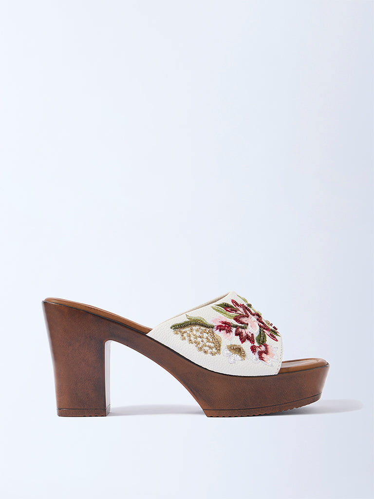 LUNA BLU Red Floral Embroidered Platform Heel Sandals