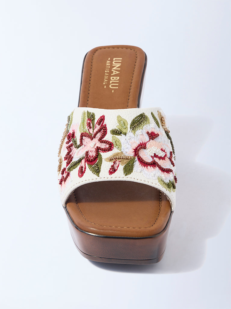 LUNA BLU Red Floral Embroidered Platform Heel Sandals - Image 3