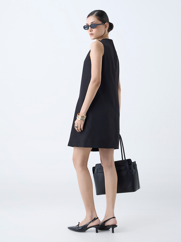 Wardrobe Black Solid Shift Dress - Image 4