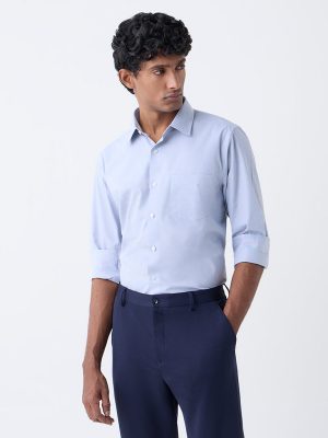 WES Formals Light Grey Solid Slim-Fit Cotton Shirt