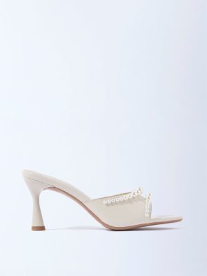 LUNA BLU Ivory Pearlescent Kitten-Heel Sandals