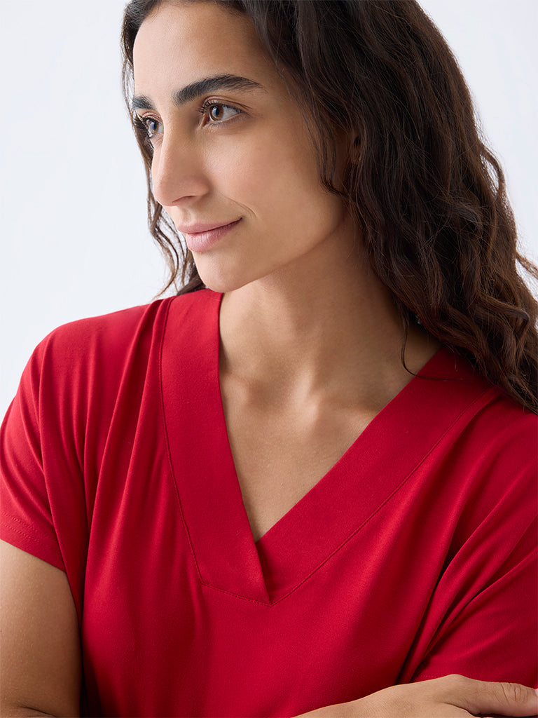 Wunderlove Red Solid V-Neck Top - Image 3