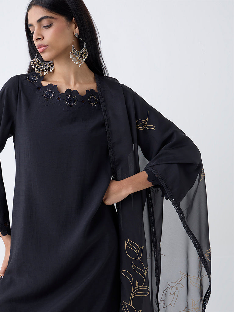 Vark Black Floral Detailed A-Line Ethnic Set - Image 3