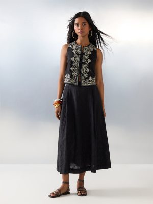 Bombay Paisley Black Floral Embroidered Cotton-Blend Top