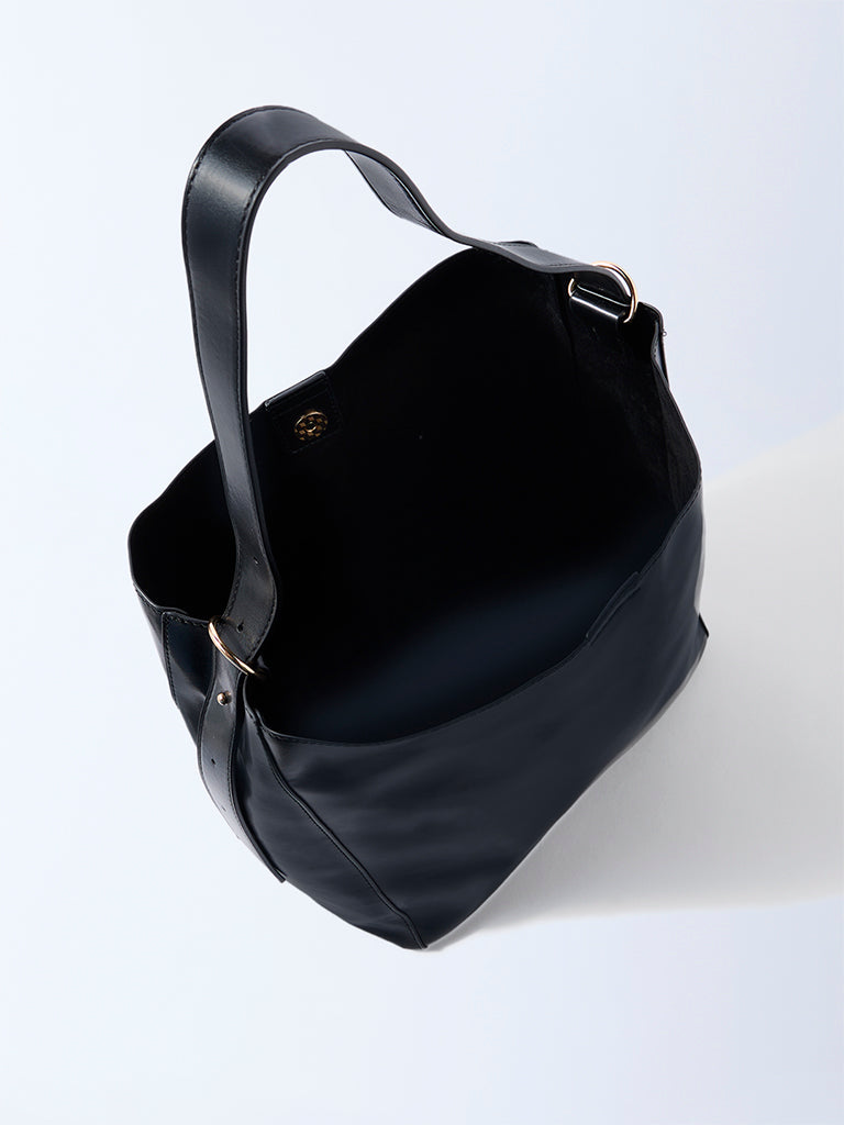 Westside Black Sling Bag with Pouch - Image 4