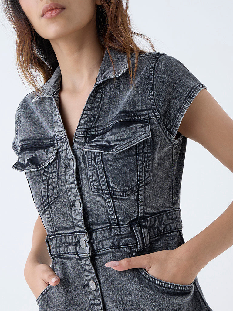 Nuon Grey Denim Straight Dress with Belt - Image 3