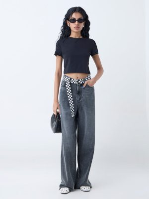 Nuon Black Solid Cotton-Blend T-Shirt