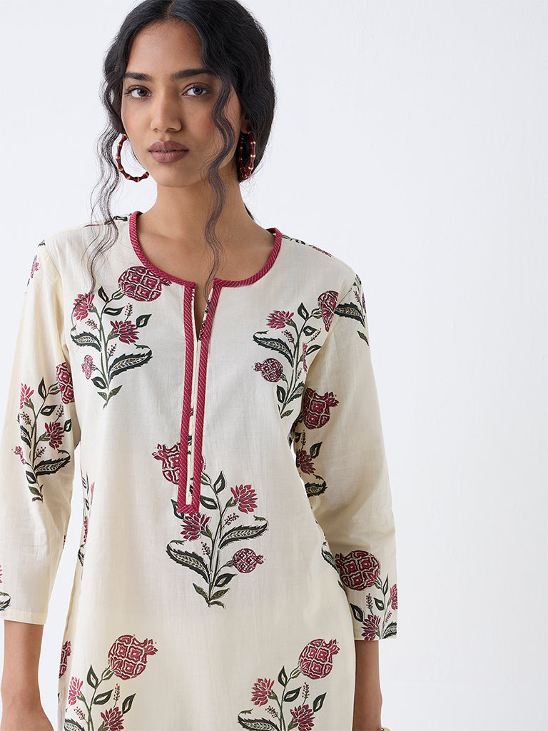 Utsa Off-White Floral Printed Cotton Straight Kurta - Image 3