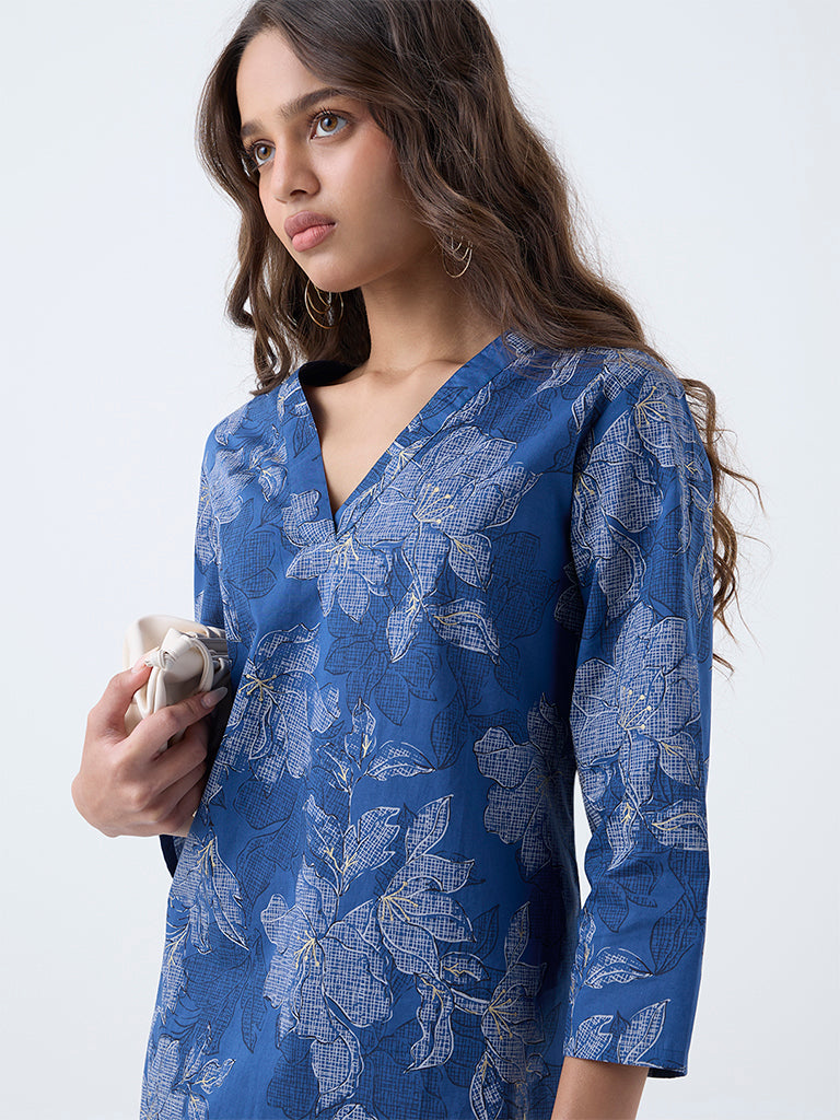 Utsa Indigo Floral Printed Cotton Straight Kurta - Image 3