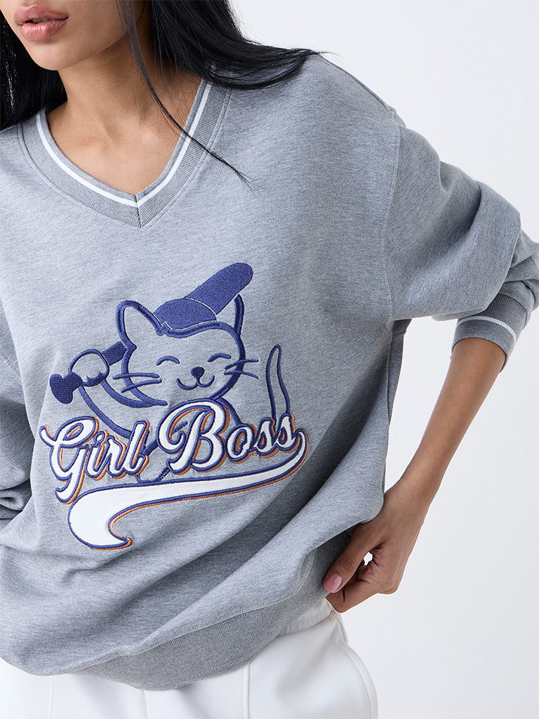 Studiofit Grey Text Detailed Sweatshirt - Image 3