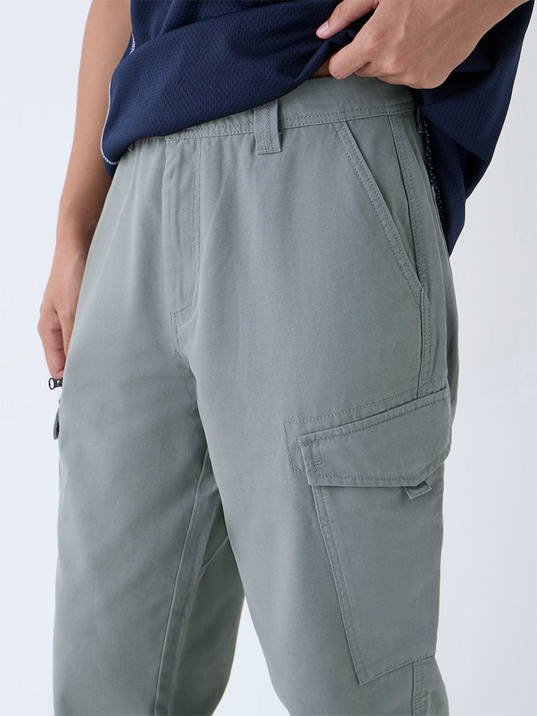 Nuon Sage Solid Relaxed-Fit Mid-Rise Cotton Cargo Pants - Image 4