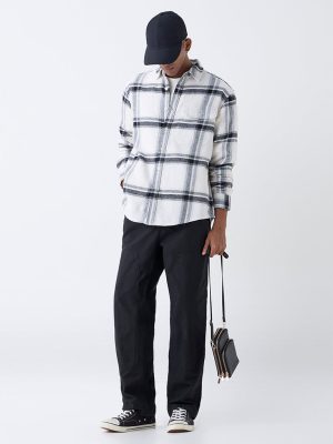 Nuon White Checks Pattern Relaxed-Fit Cotton Shirt