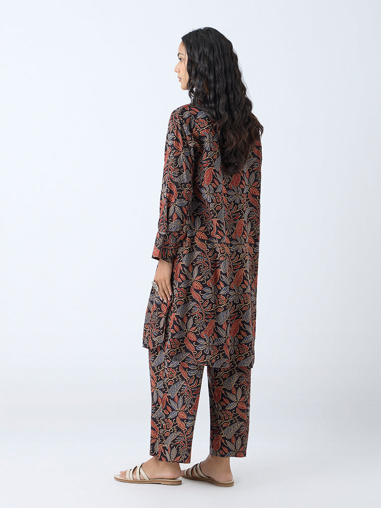 Utsa Maroon Nature-Inspired Straight Kurta - Image 4