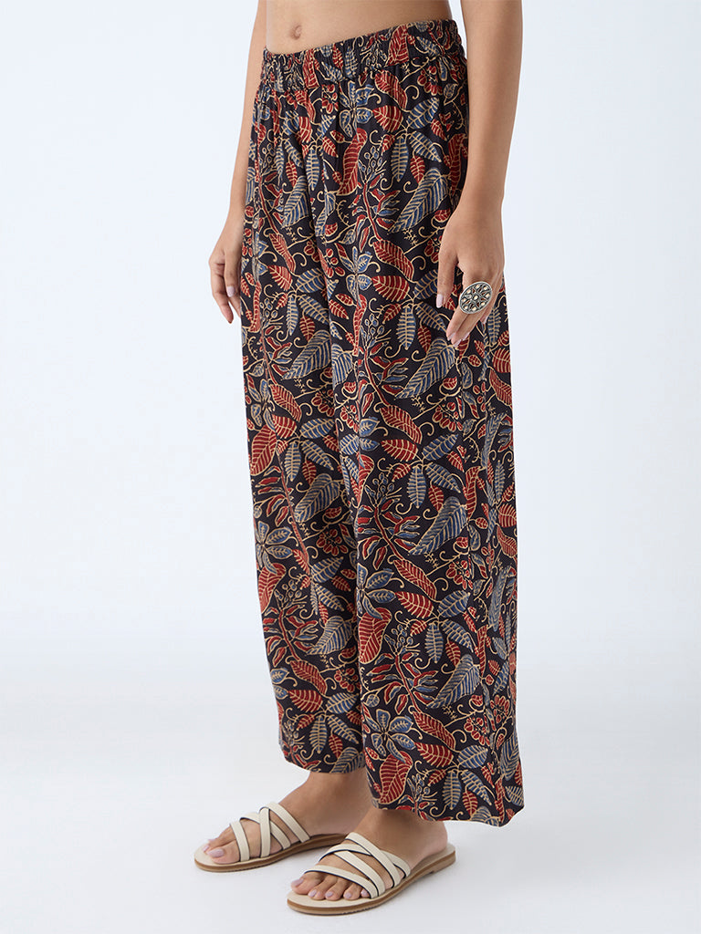 Utsa Maroon Nature-Inspired Ethnic Pants