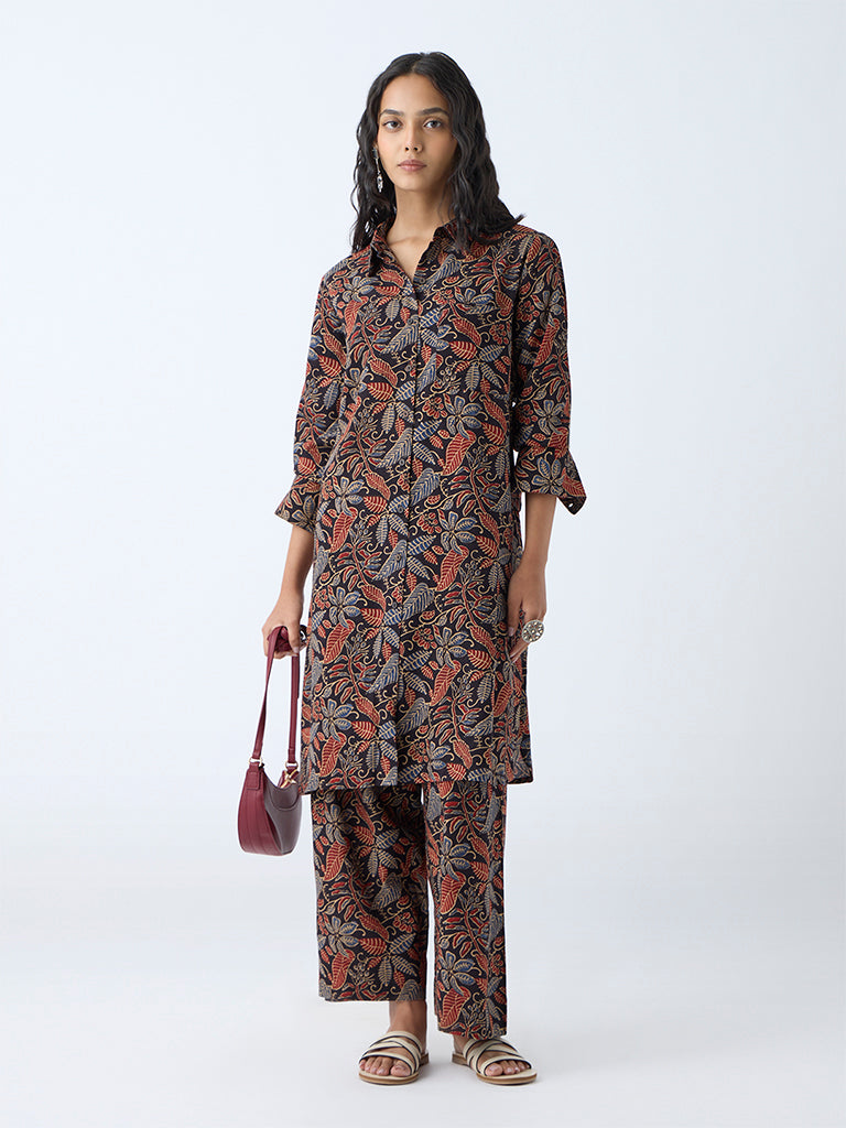 Utsa Maroon Nature-Inspired Ethnic Pants - Image 2