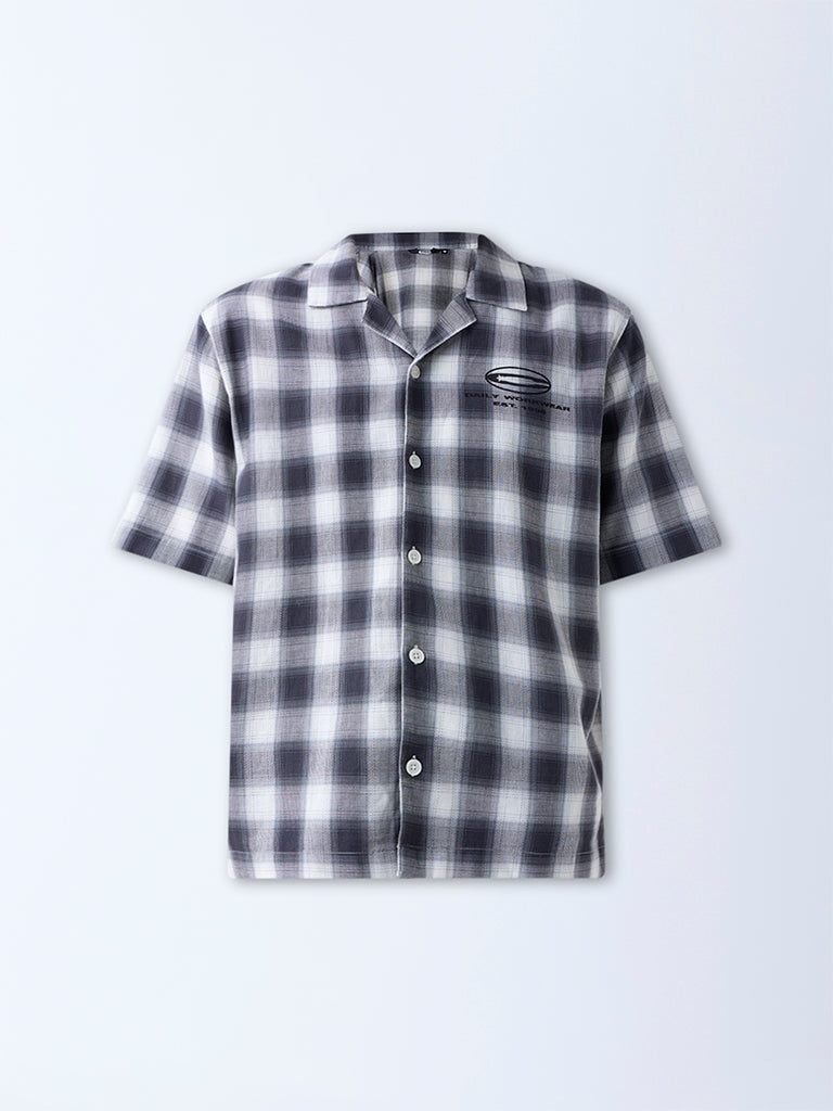 Nuon Black Checkered Relaxed-Fit Cotton Shirt - Image 6