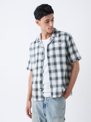 Nuon Dark Green Checkered Relaxed-Fit Cotton Shirt