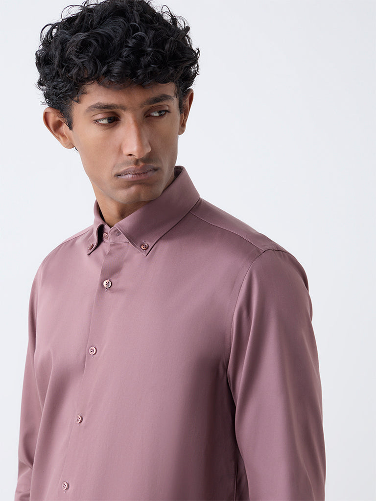 WES Formals Mauve Solid Slim-Fit Cotton-Blend Shirt - Image 4