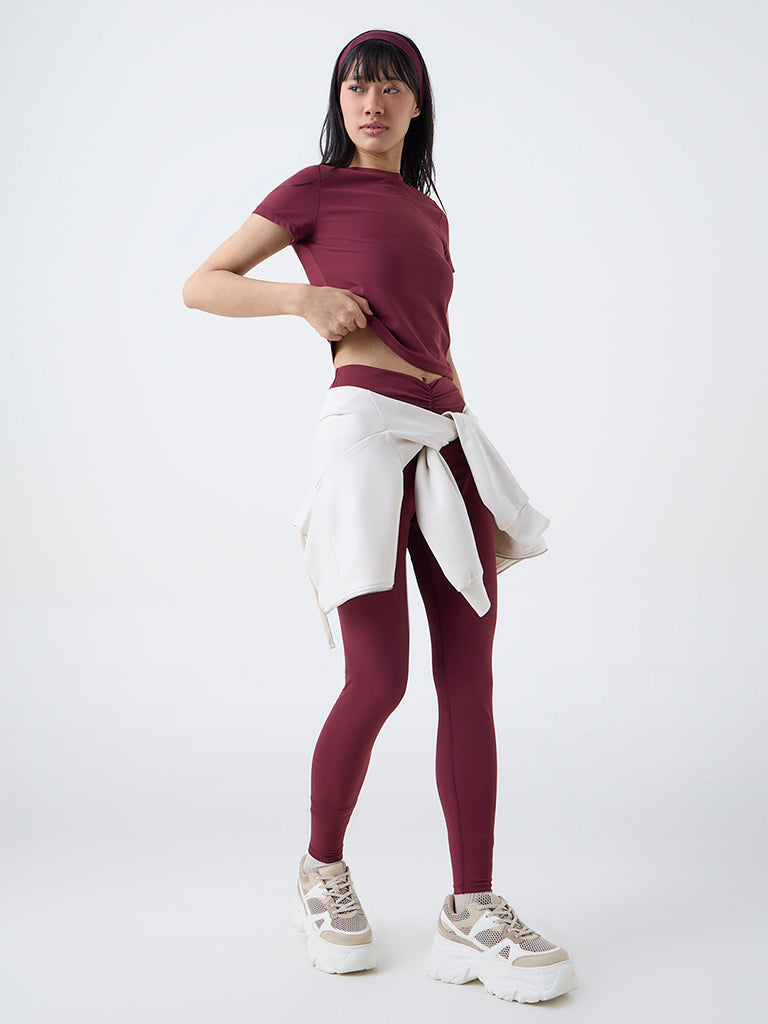Studiofit Nuoflexx Burgundy Solid T-Shirt - Image 2